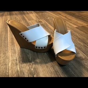 NWOT Summer wedges